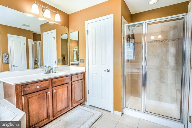 Building Photo - 24990 Mineral Springs Cir