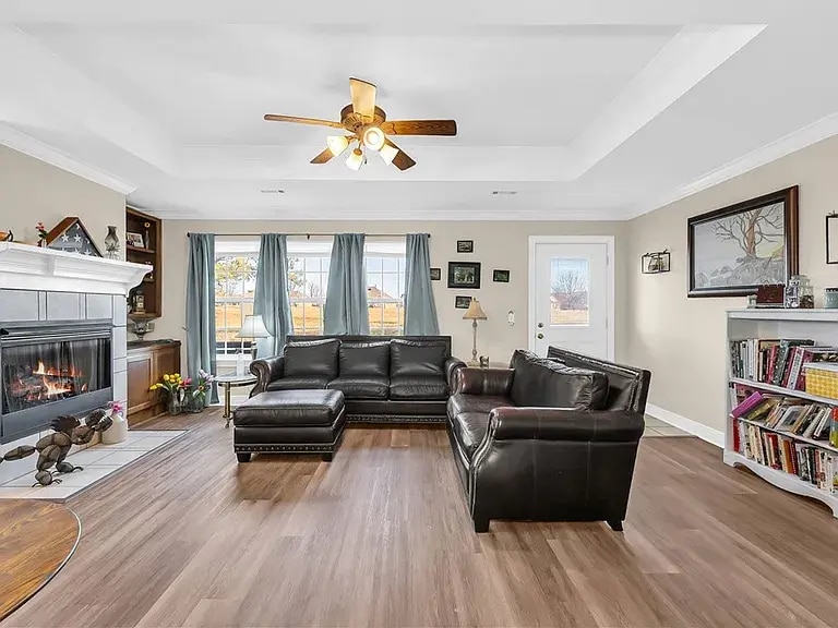 Building Photo - 11058 Rose Ct