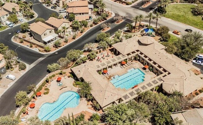 Building Photo - 5815 Field Breeze St