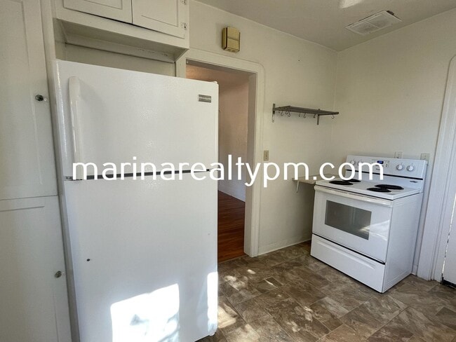 Building Photo - Coming Soon! Charming 3 bedroom, 2 bathroom home located in the Vista area near Vallejo High School