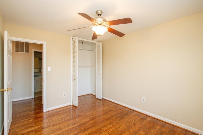 Building Photo - 13308 Fort Washington Rd