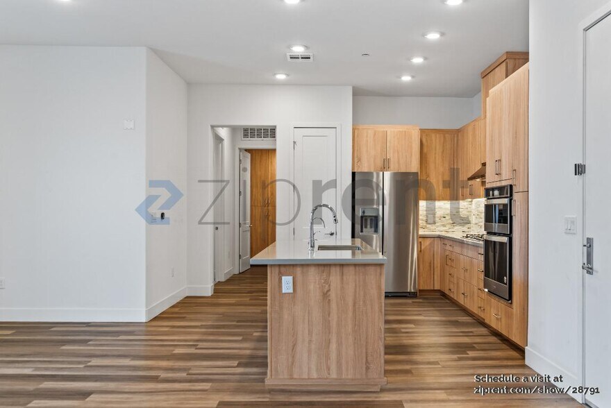 Building Photo - 45258 Tom Blalock St