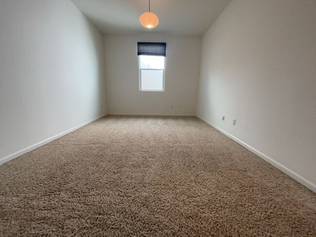 Building Photo - Beautiful East Davis home available September 1st!