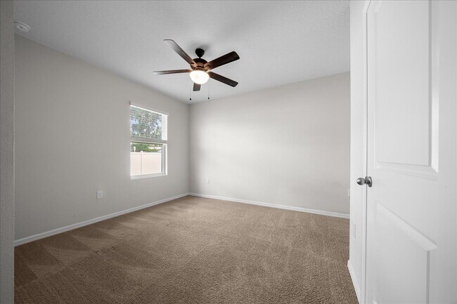 Building Photo - Move-In Ready! ***2 WEEKS FREE RENT**Beautiful 4-Bedroom Home with Modern Finishes & Room to Grow