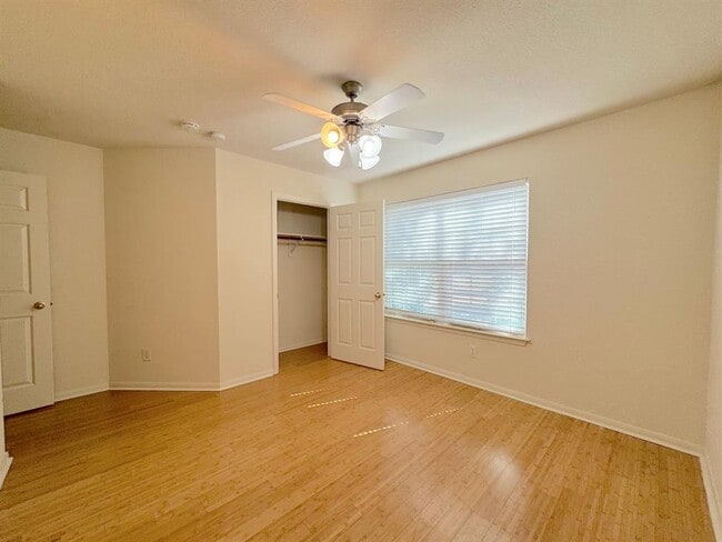 Building Photo - 9314 Alzaada Ln
