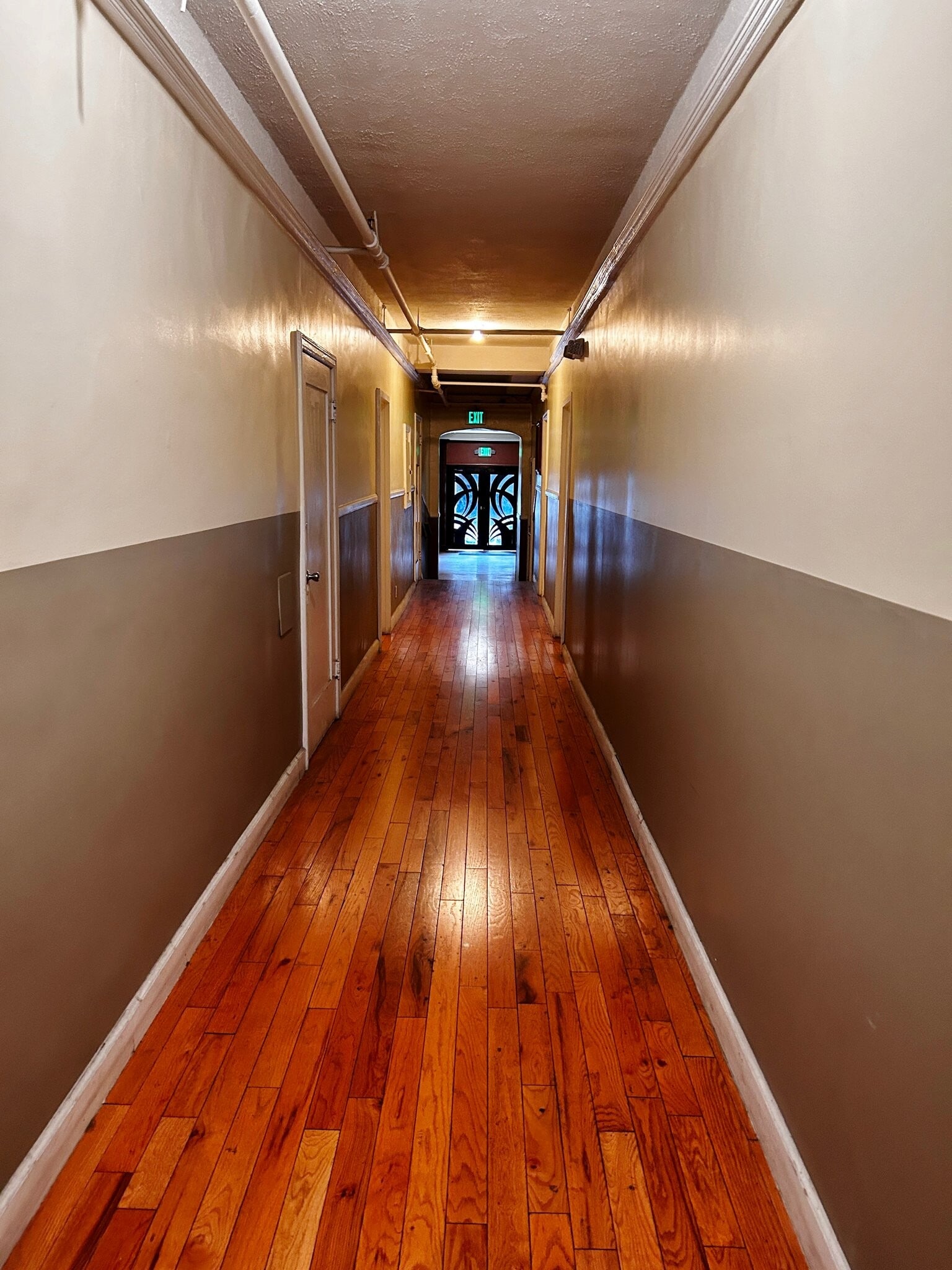Building Photo - 1523 N McCadden Pl