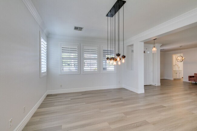 Building Photo - 4104 Freel Peak Ct