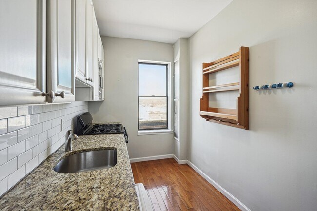 Building Photo - 277 Harrison Ave