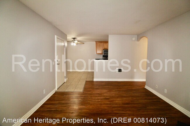 Building Photo - 2 br, 2 bath House - 9929 Erma Road #103