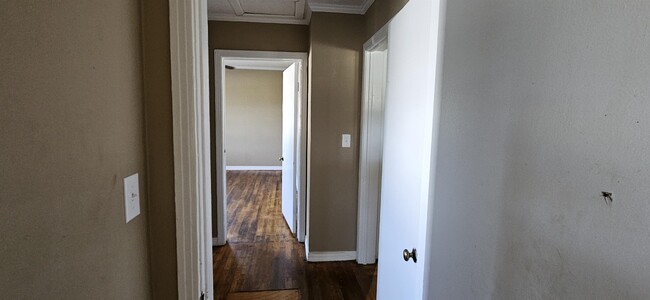 Building Photo - 310 W Lafayette St