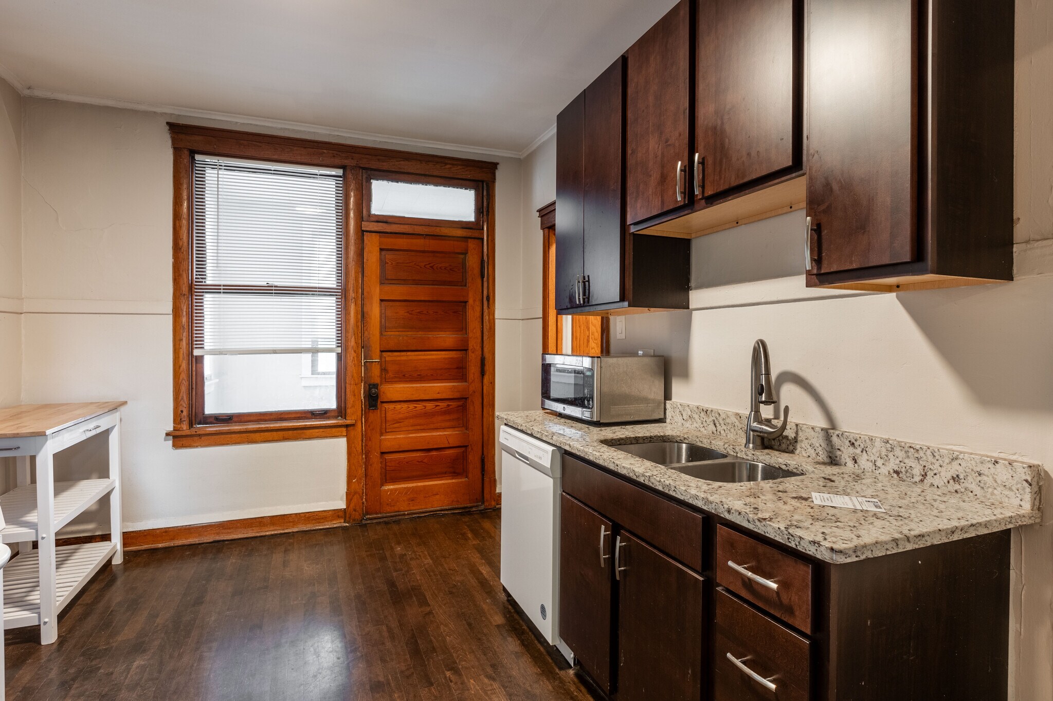 Building Photo - 3620 W Grace St