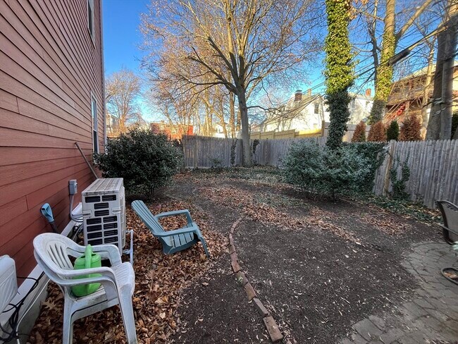 Building Photo - 28 Goldsmith St