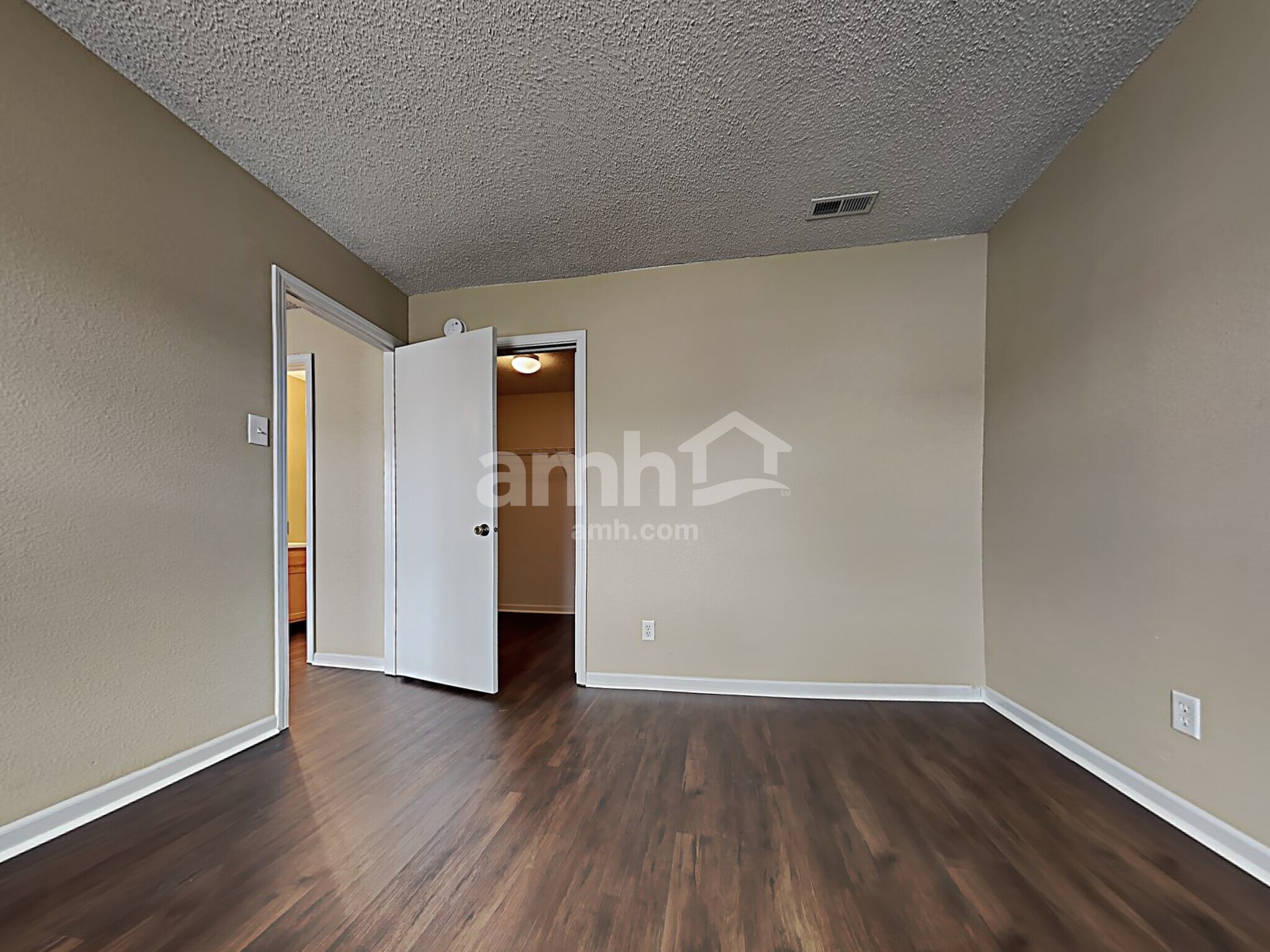 Building Photo - 356 Sunbeam Ln