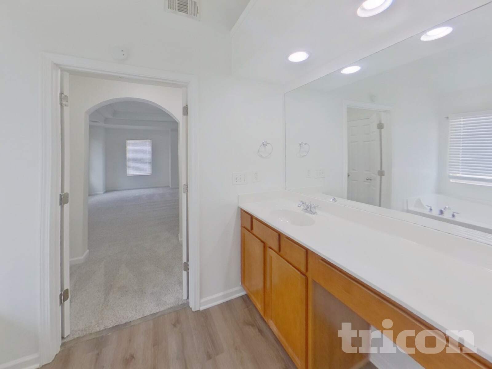 Building Photo - 5732 Barrington Run