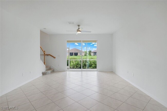 Building Photo - 2858 Blossom Wy