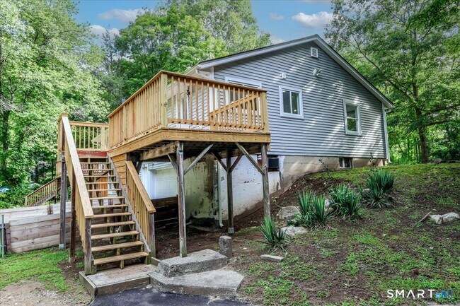 Building Photo - 48 Candlewood Lake Rd