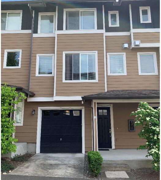 Building Photo - 2115 201st Pl SE