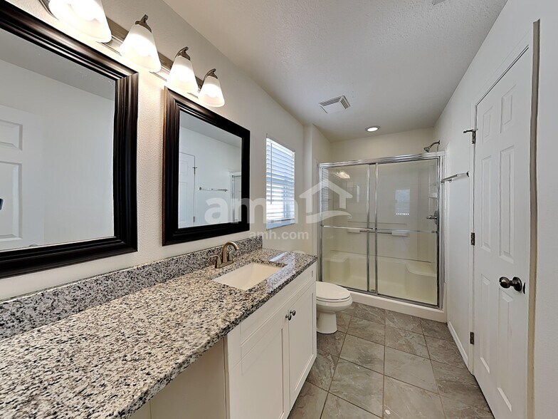 Building Photo - 312 116th St E