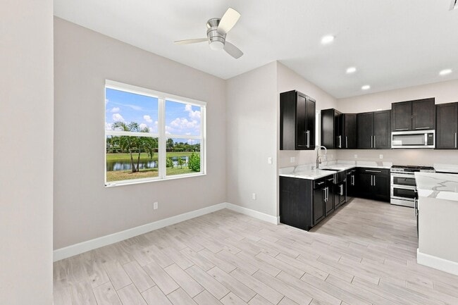 Building Photo - 5608 Macoon Wy