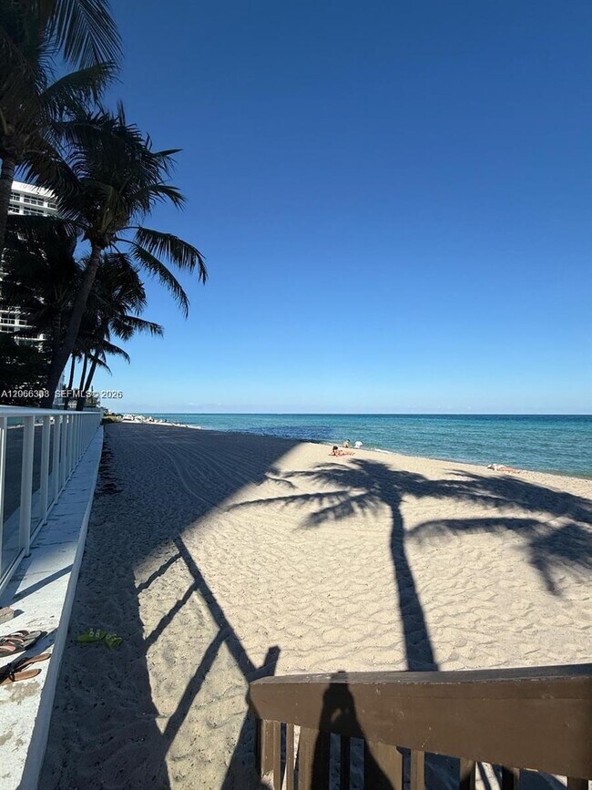 Building Photo - 3001 S Ocean Dr