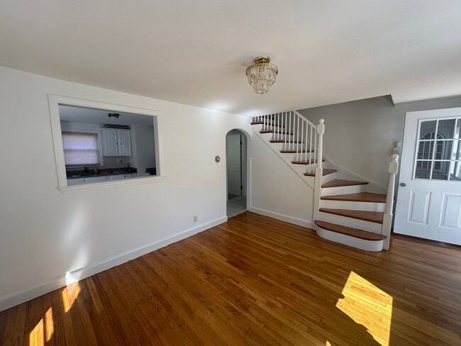 Building Photo - 206 Adams St
