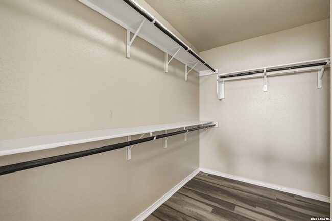 Building Photo - 8810 Double Oak