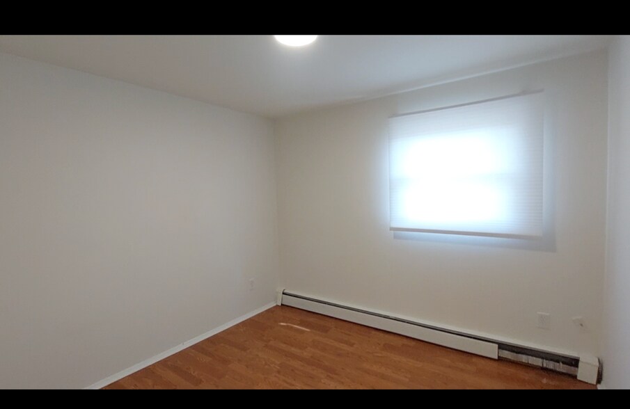 Bedroom1 - 308 Kehoe Rd