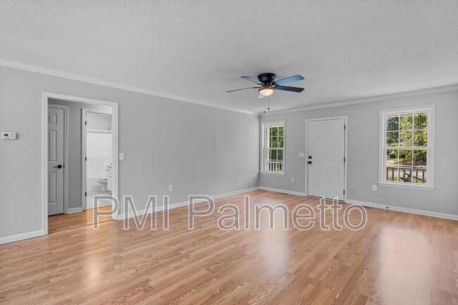 Building Photo - 156 Lanier Ave