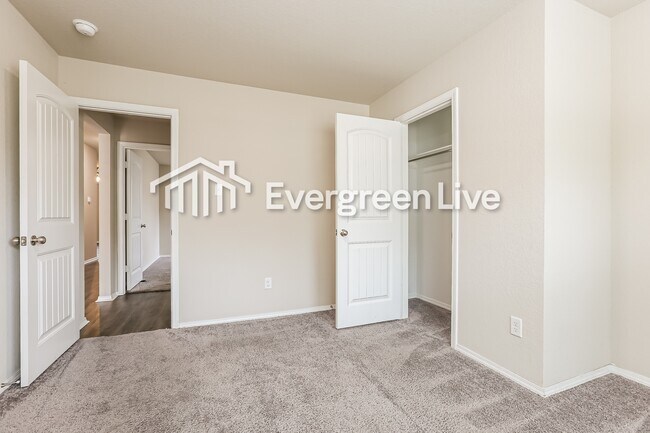 Building Photo - 46 Dunnaway Dr