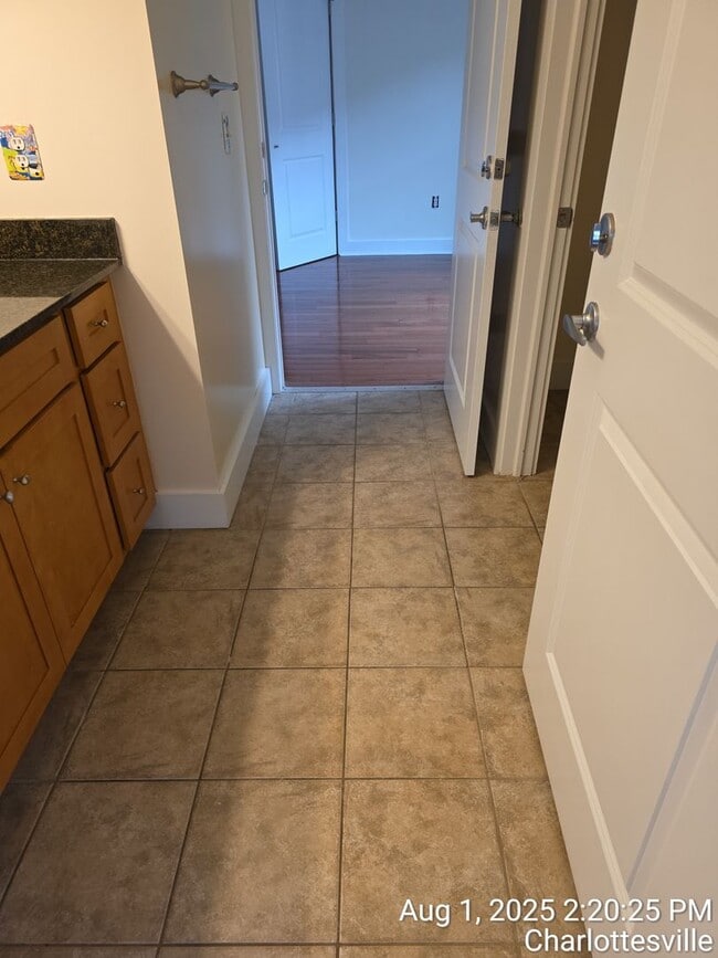 Building Photo - 419 17th St NW