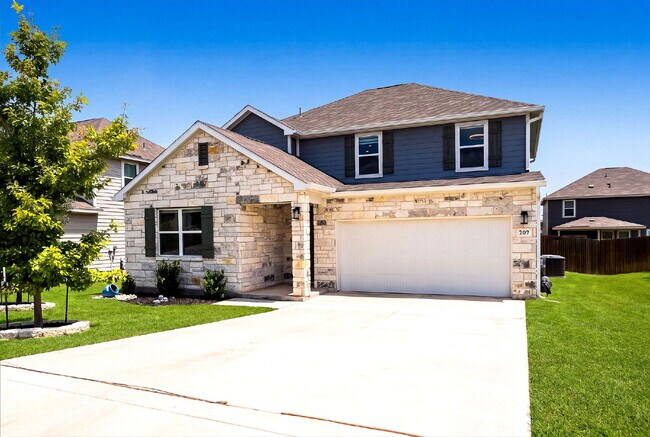 Building Photo - The Home You Will Be Happy to Come Home To.