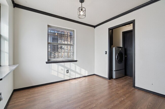 Building Photo - Charming 3-Bedroom Home Near OU Medical