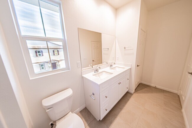 Building Photo - Brand New 3 Bedroom