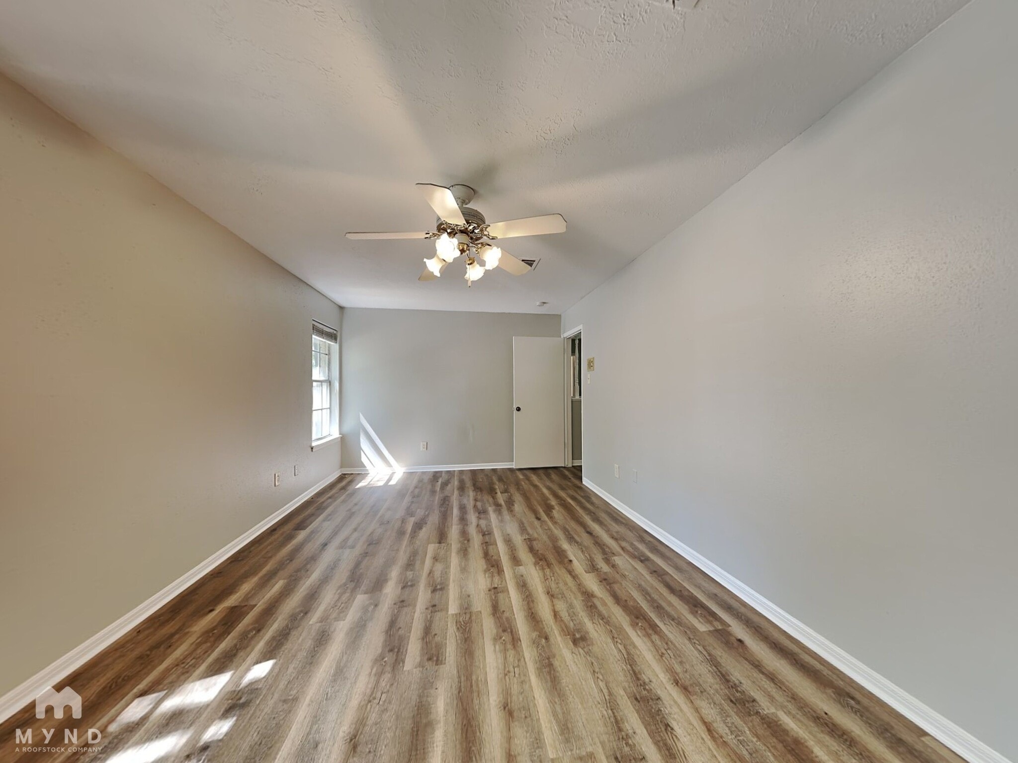 Building Photo - 15110 Gladebrook Dr