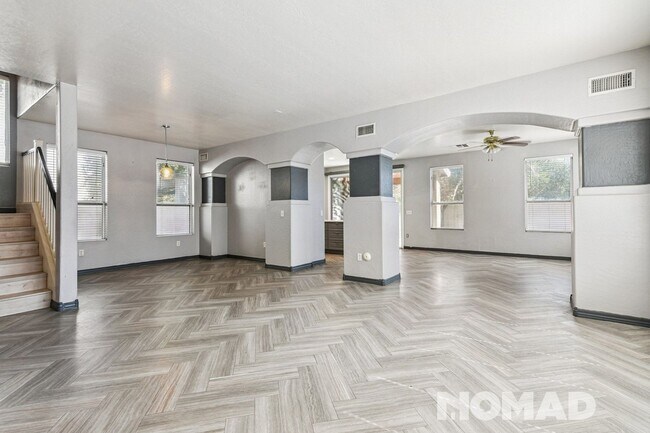 Building Photo - Spacious 4BR House in Litchfield Park