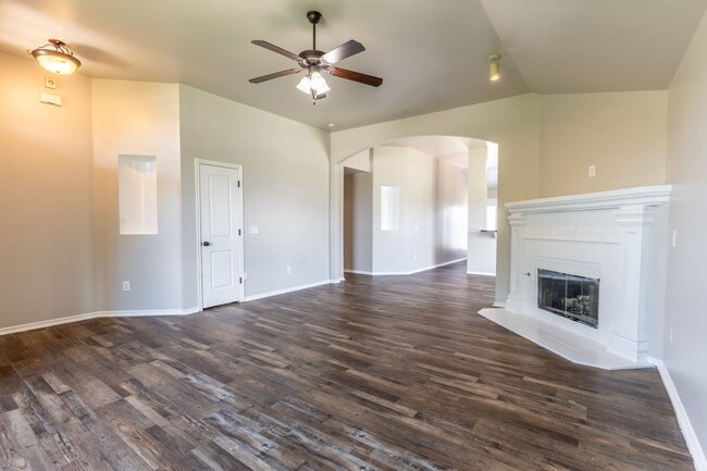 Building Photo - Rent to Own in Edmond!