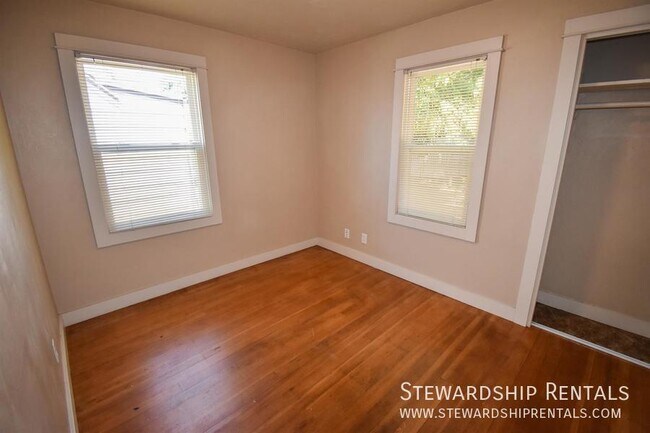 Building Photo - 2273 Hilyard St