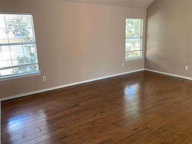 Building Photo - 3216 Charring Cross