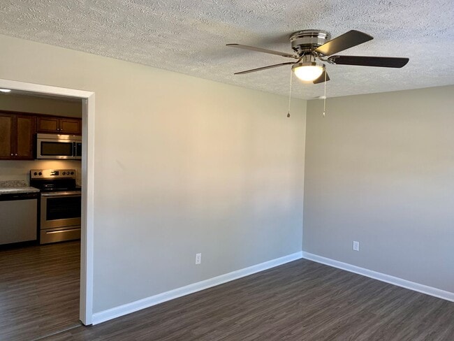 Building Photo - Lovely Updated Home in Spring Lake