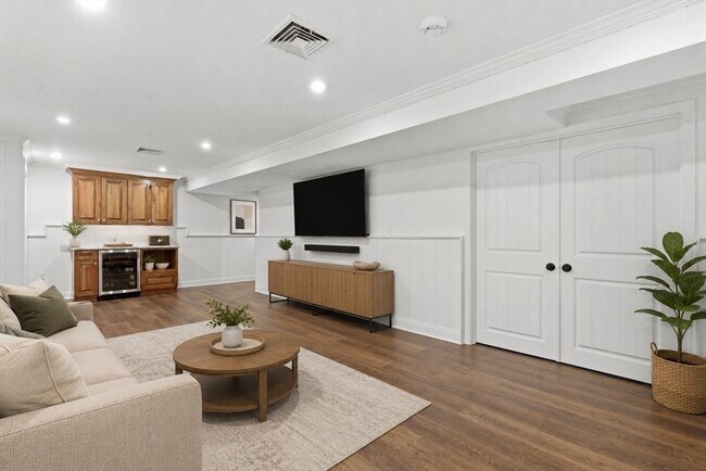 Building Photo - 19 High Ridge Rd