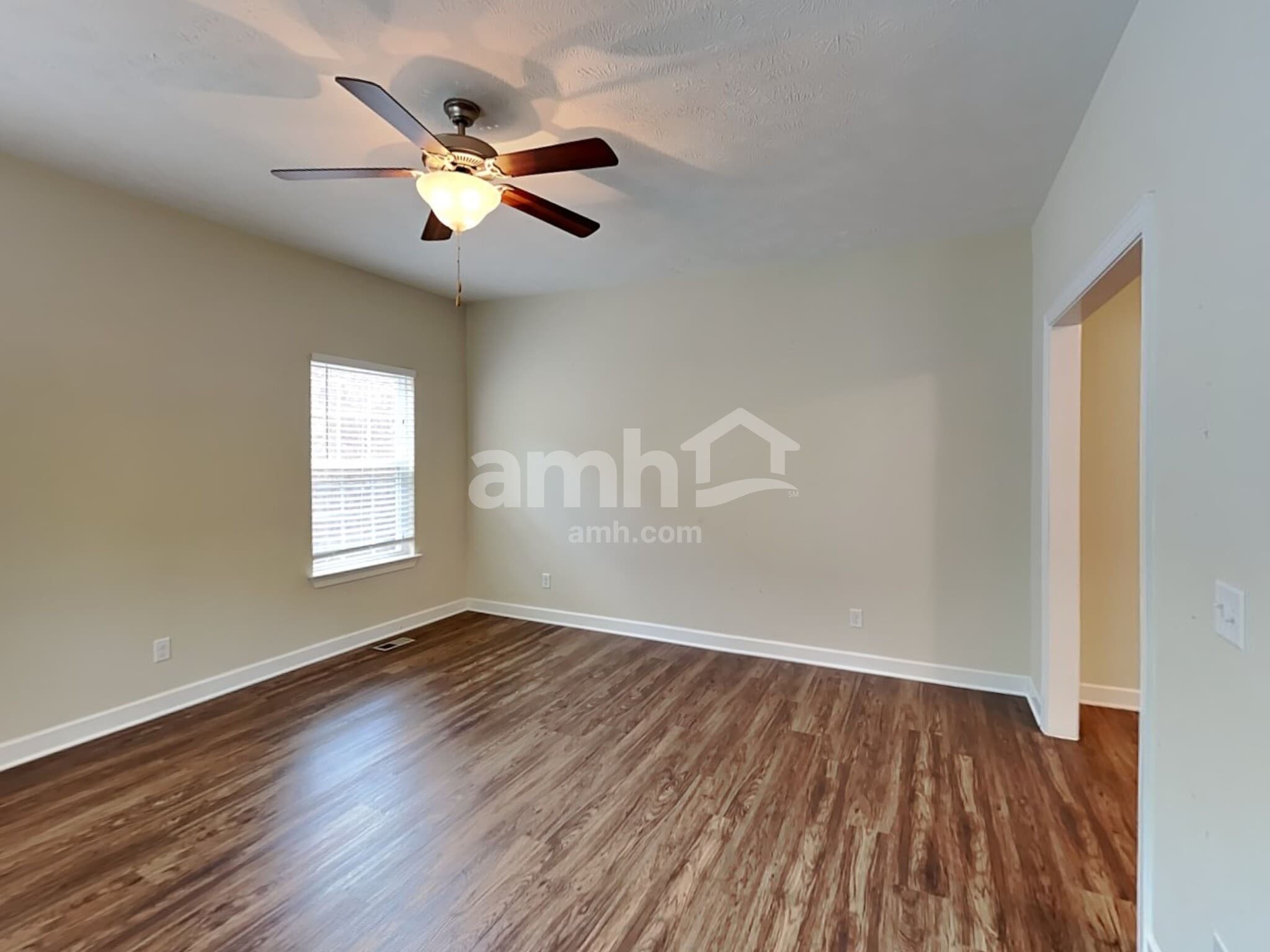 Building Photo - 6947 Calderwood Dr