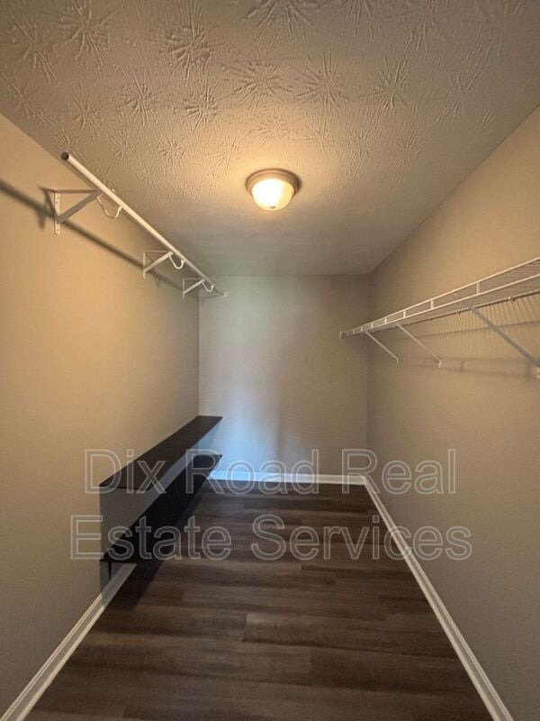 Building Photo - 2158 Pumpkin Ridge Ct