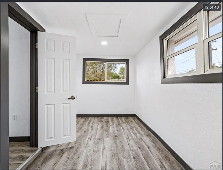 Building Photo - 1835 E 4th St