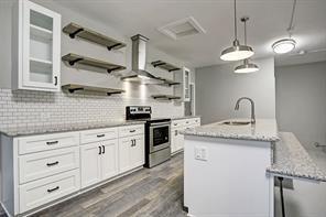 Building Photo - 1329 Nicholson St