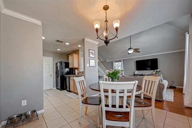 Building Photo - 10826 Aly Trace Ct