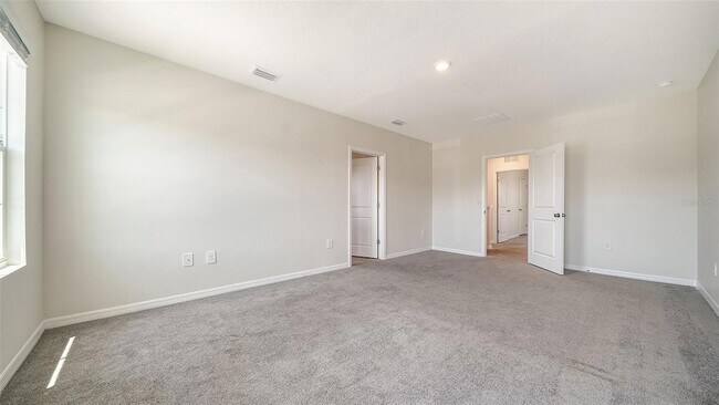 Building Photo - 12732 Lateral Root Dr