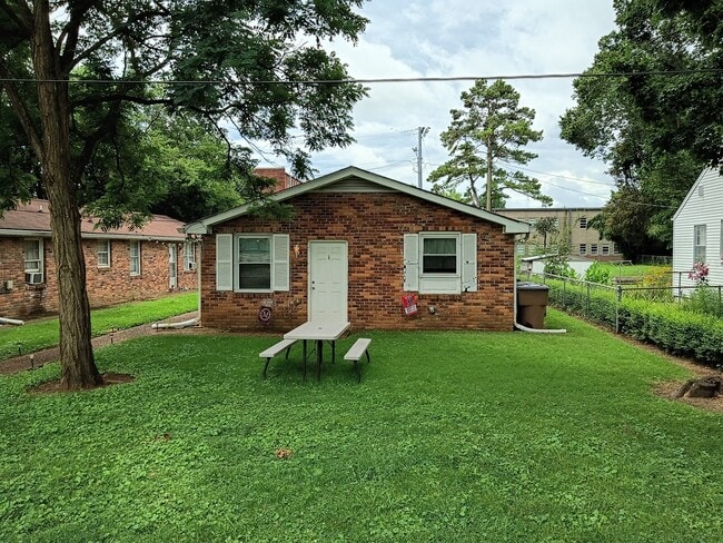Building Photo - 4805 Wyoming Ave