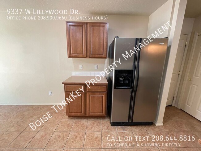 Building Photo - 9337 W Lillywood Dr