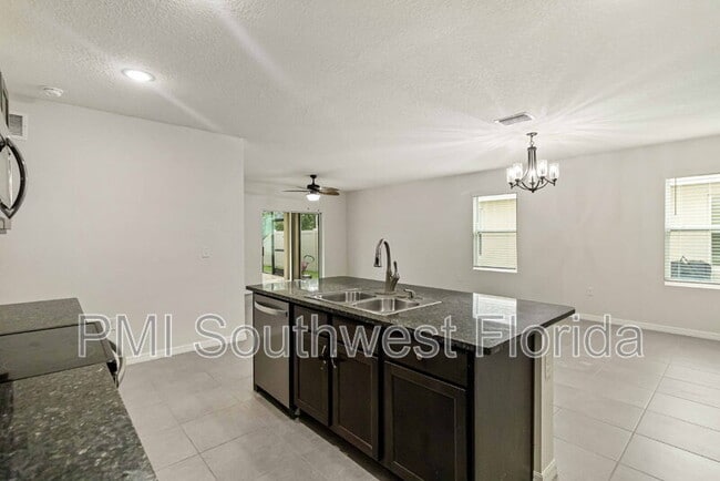 Building Photo - 5940 Silver Sage Wy