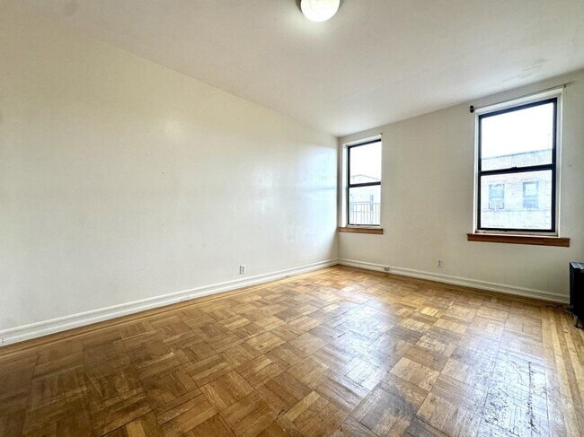 Building Photo - 2 bedroom in New York NY 10463